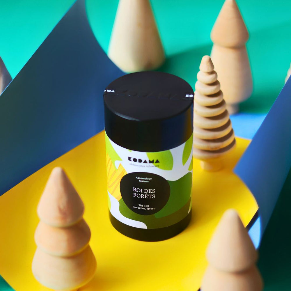 Roi des Forêts – Thé vert, Noisettes, Épices de Noël – Kodama Paris - Ambiance foret