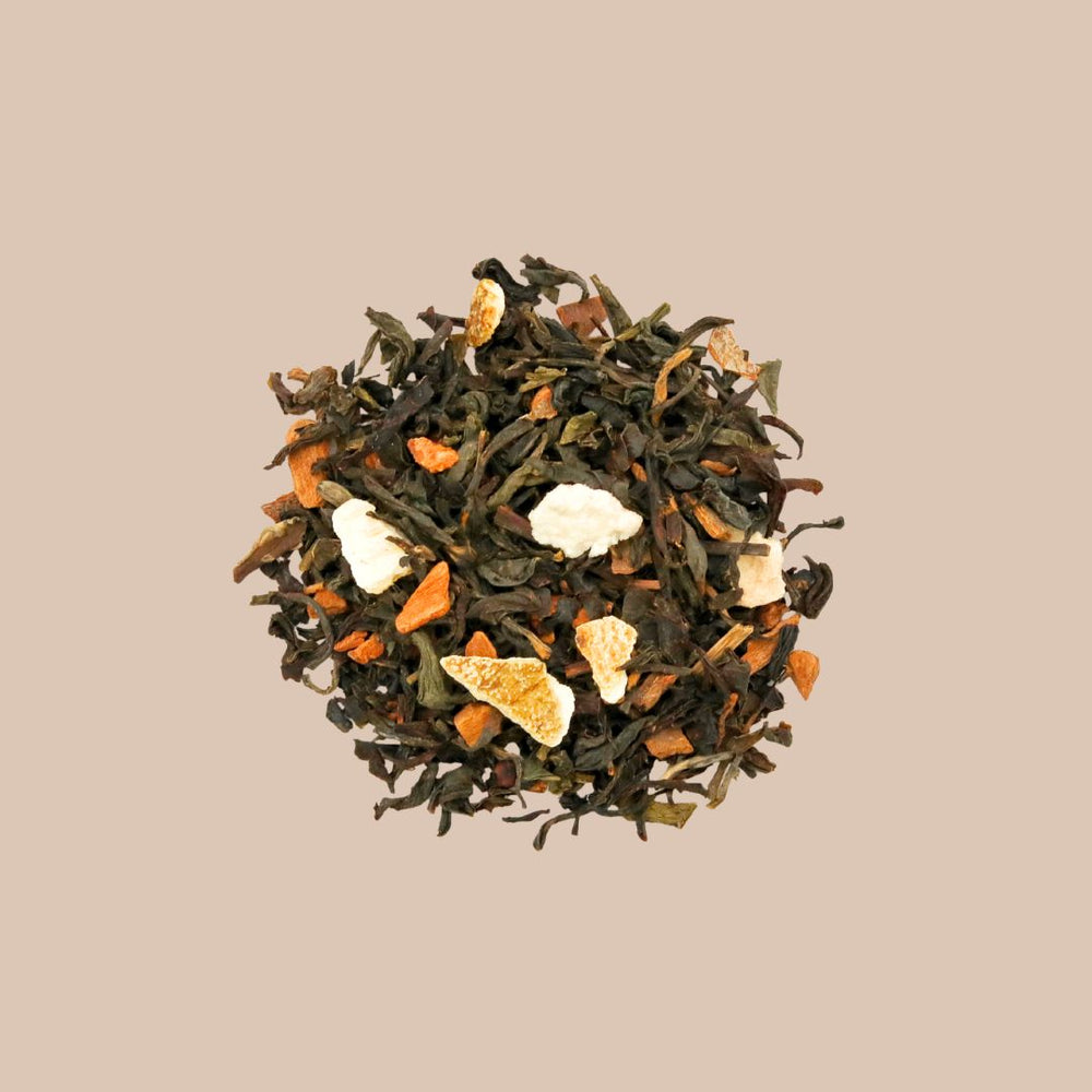 scène bio comédie francaise kodama thé noir fumé, thé vert au jasmin écorces d'orange boîte fauteuil