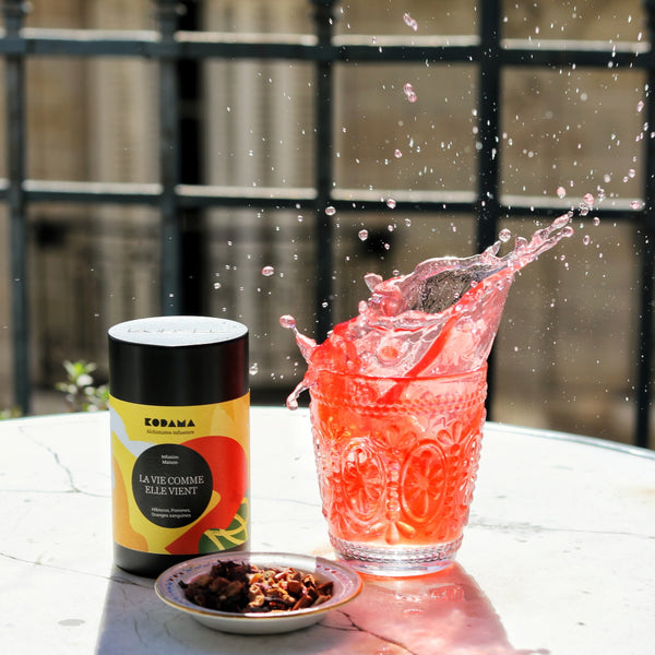 La Vie comme elle Vient – Infusion – Hibiscus, Pommes, Oranges sanguines – Kodama Paris - Explosion d'elixir